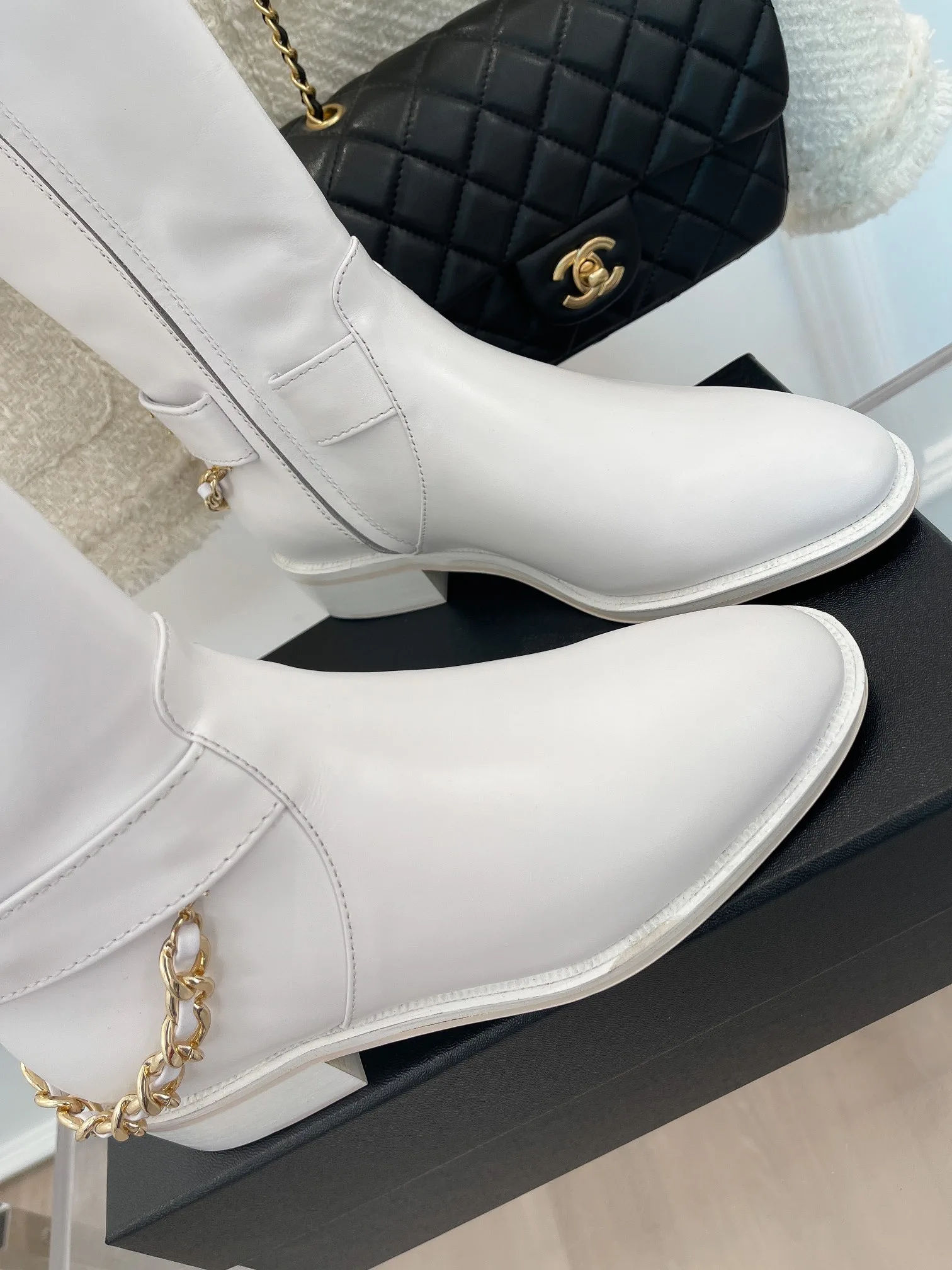 Alternative view of Chanel Ankle Boots With Chain White /