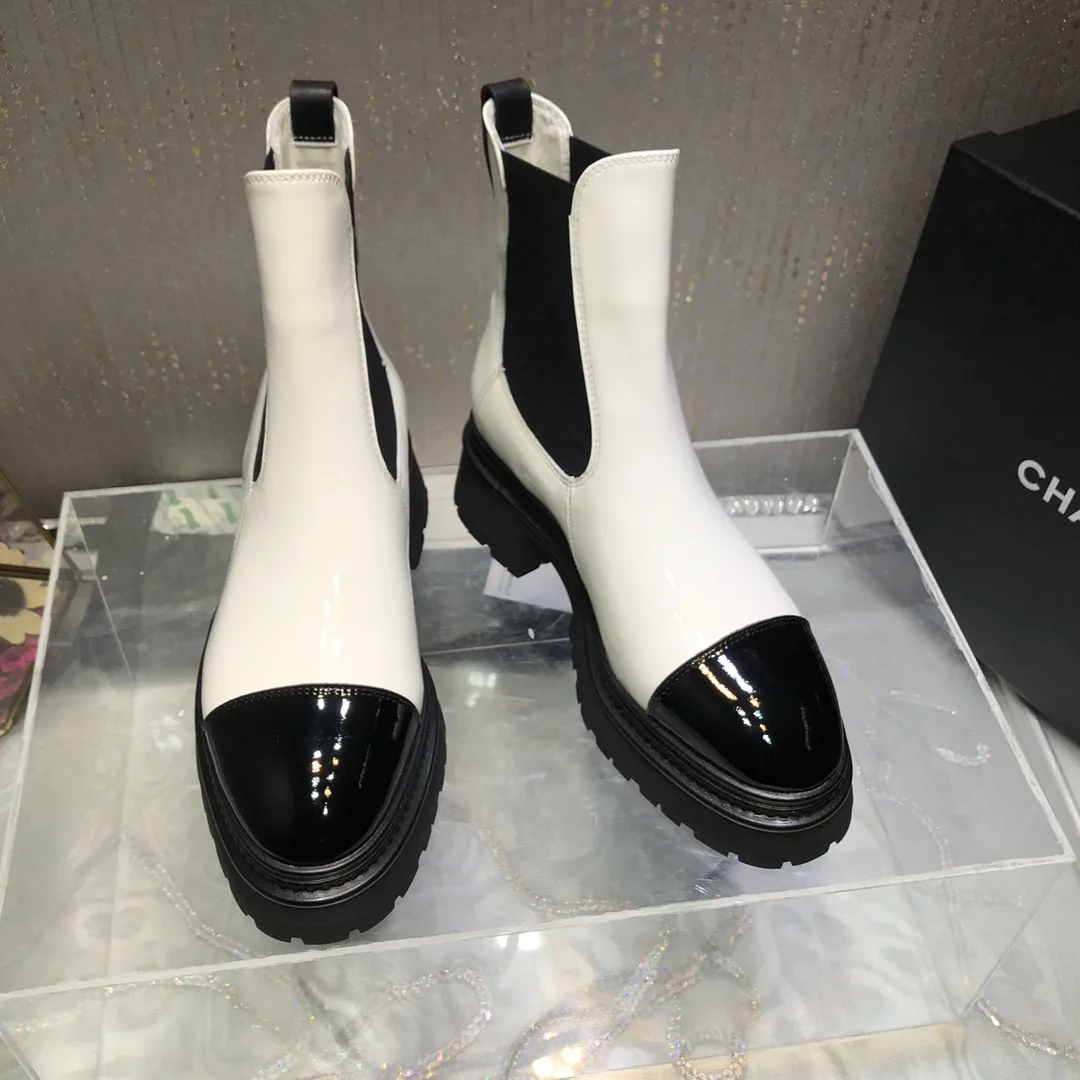 Chanel Ankle Boots White 0,/ - Image 4