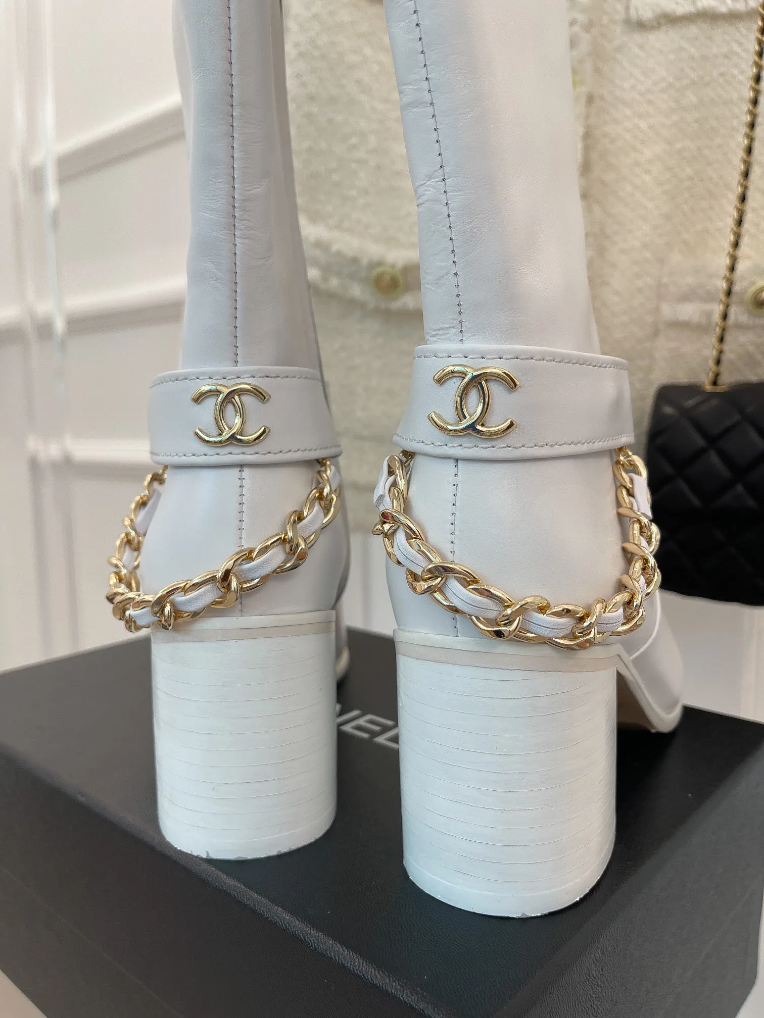 Chanel High Boots With Chain White / - Image 3