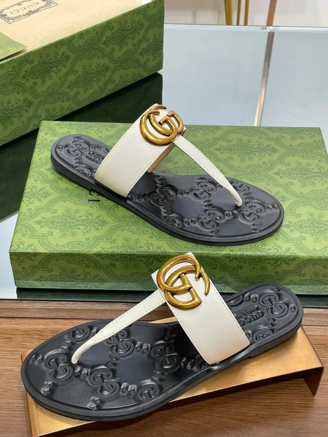 Gucci Thong Sandal With Double G White - Image 6