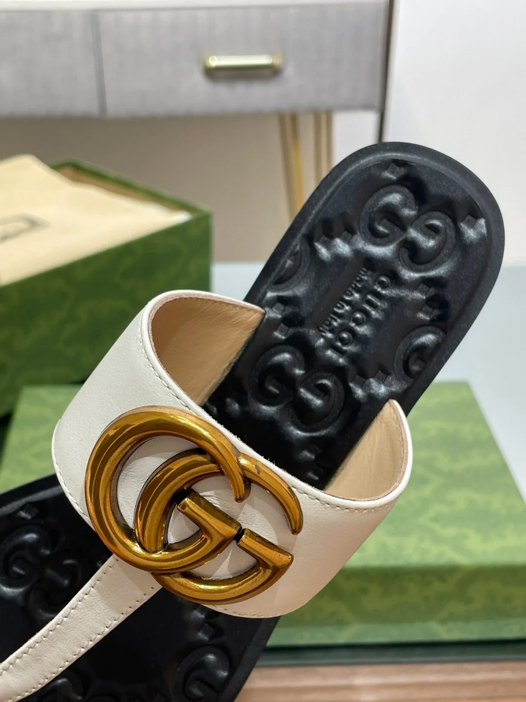 Gucci Thong Sandal With Double G White - Image 8