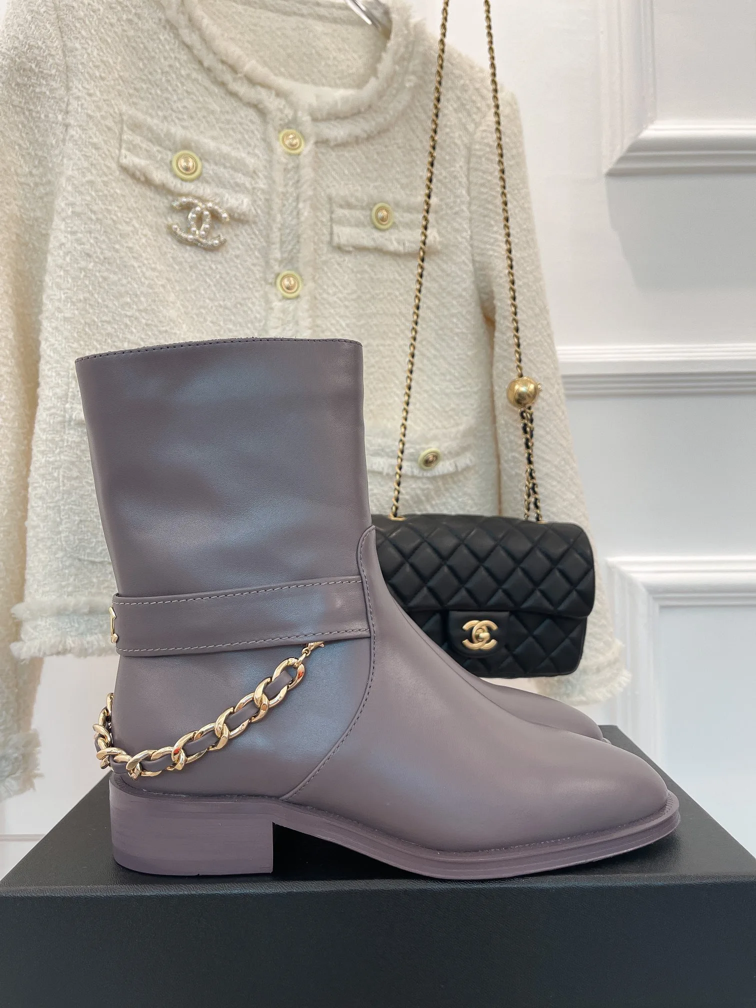 Chanel Ankle Boots With Chain Light Violet / - Image 6
