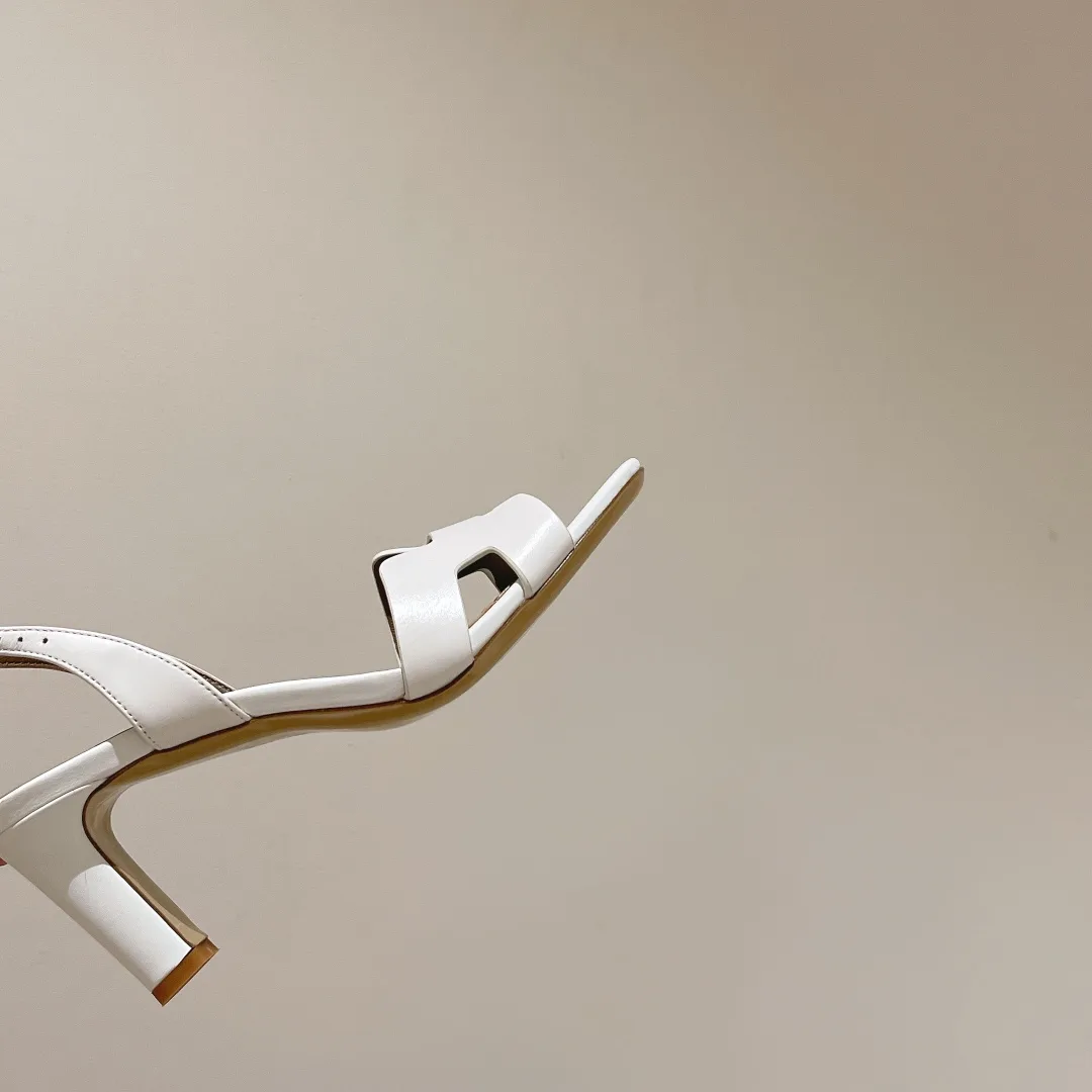 Hermes Oasis Sandal White / - Image 4