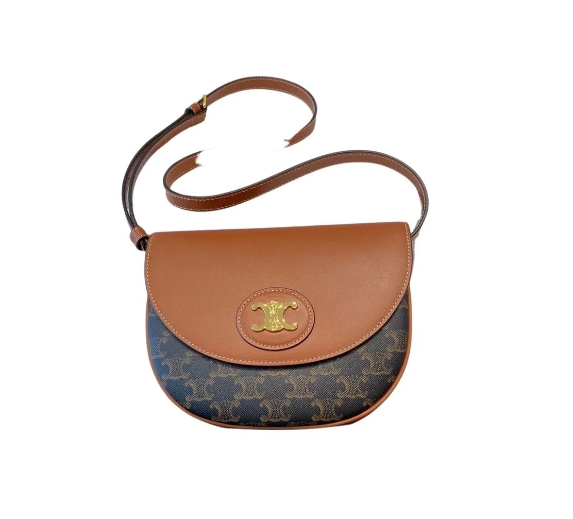 Celine Triomphe Saddle
