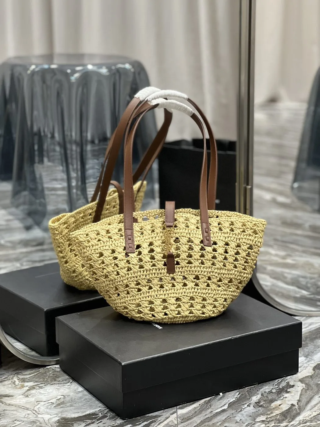 Saint Laurent Panier