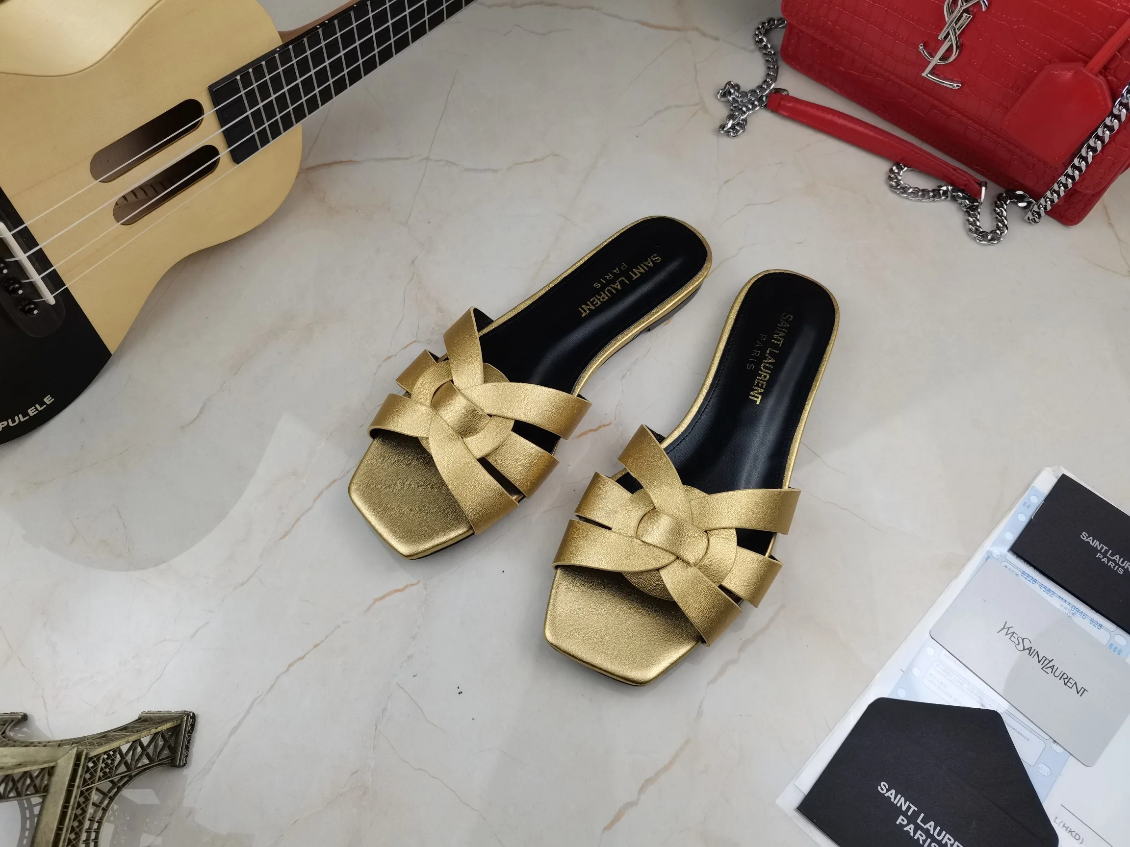 Saint Laurent Tribute