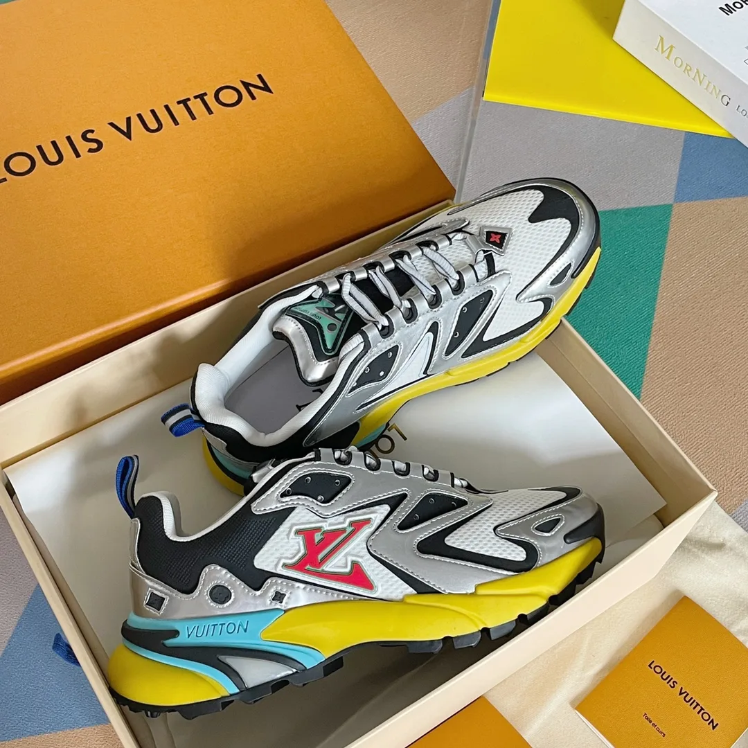 Louis Vuitton Men’s LV Runner Tatic Sneaker Sliver - Image 7