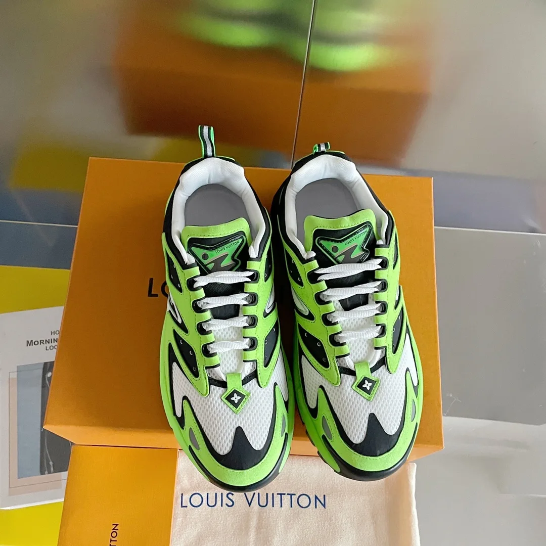 Louis Vuitton LV Runner Tatic Sneaker Green LV 1A9JER - Image 7