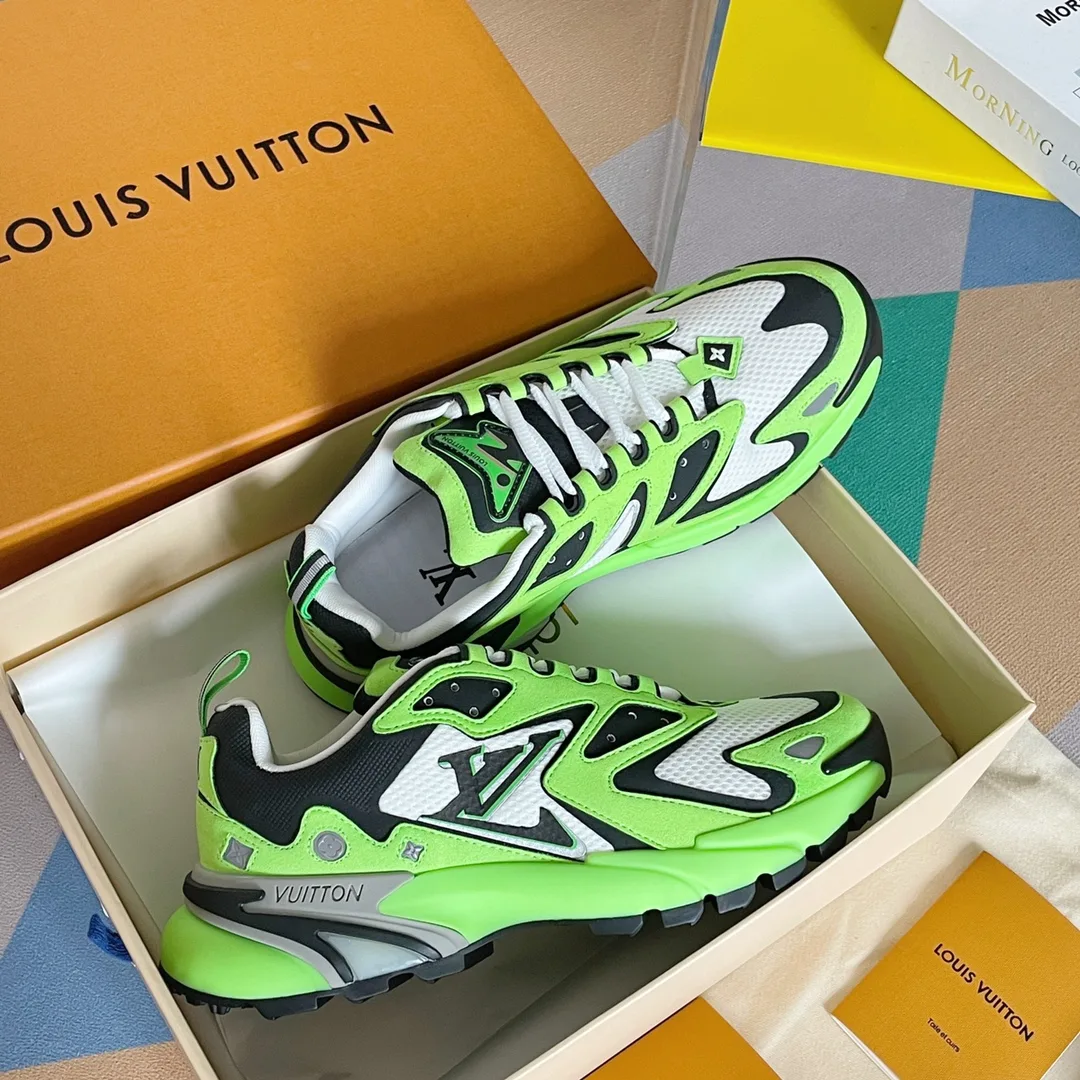 Louis Vuitton LV Runner Tatic Sneaker Green LV 1A9JER - Image 4