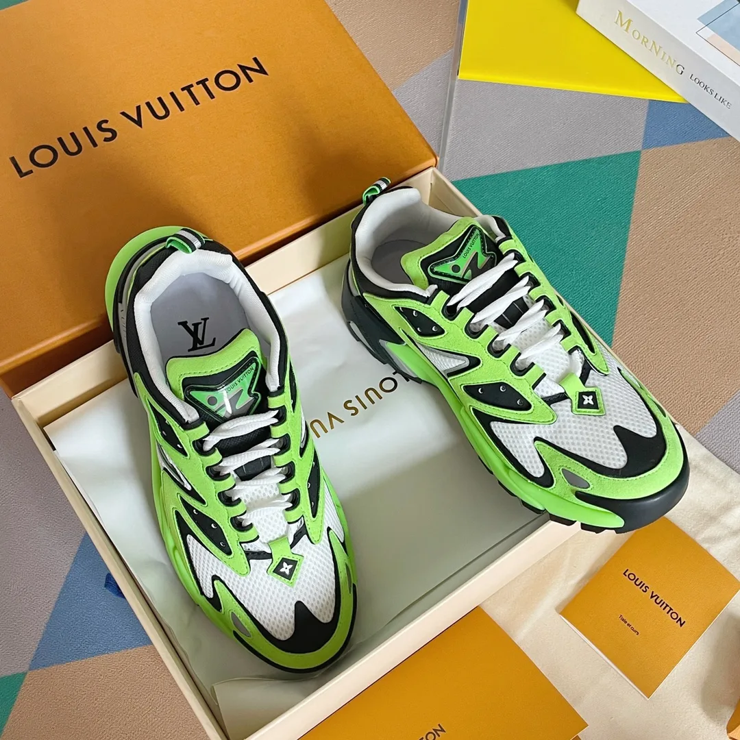 Louis Vuitton LV