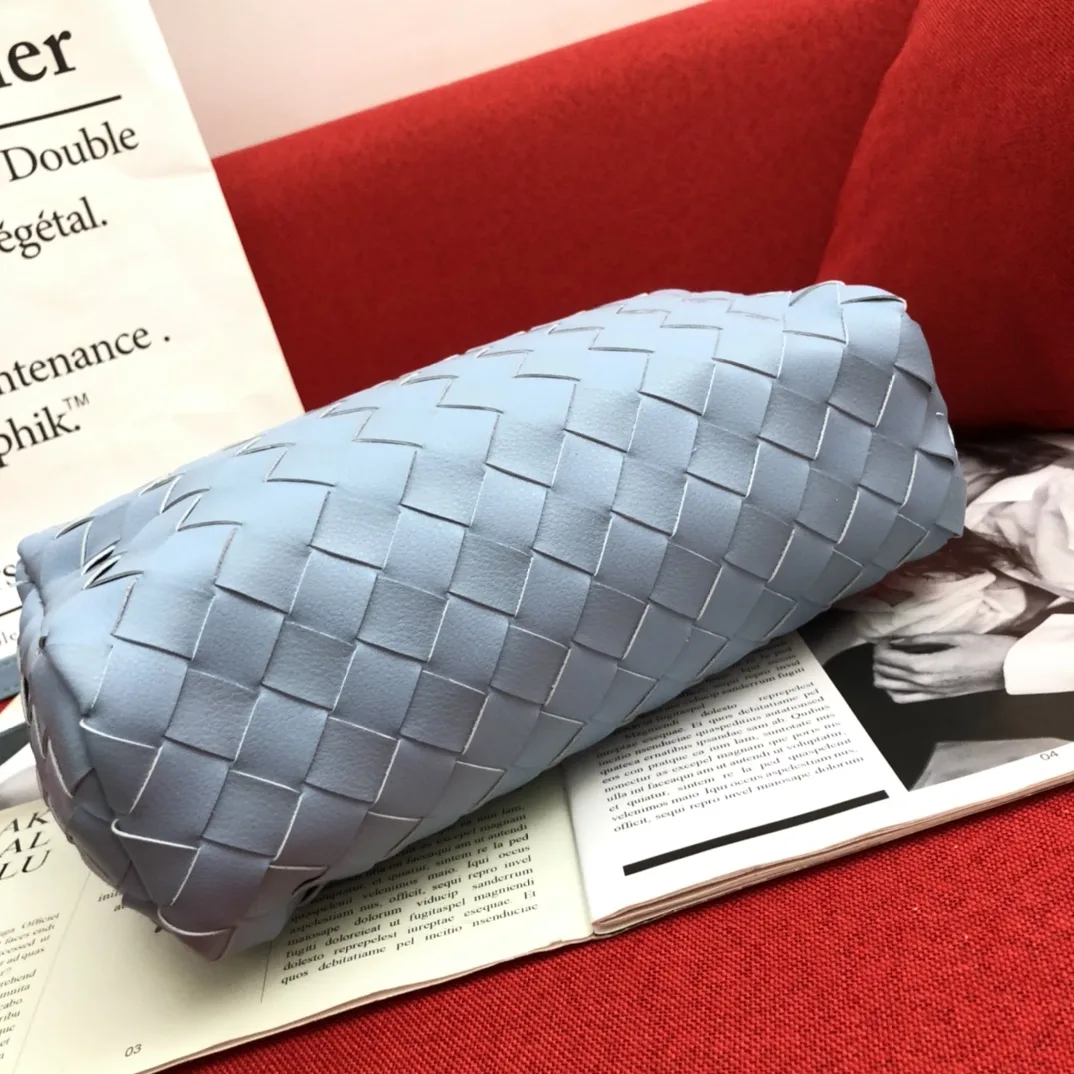 Bottega Veneta Crossbody Bag Blue - Image 4