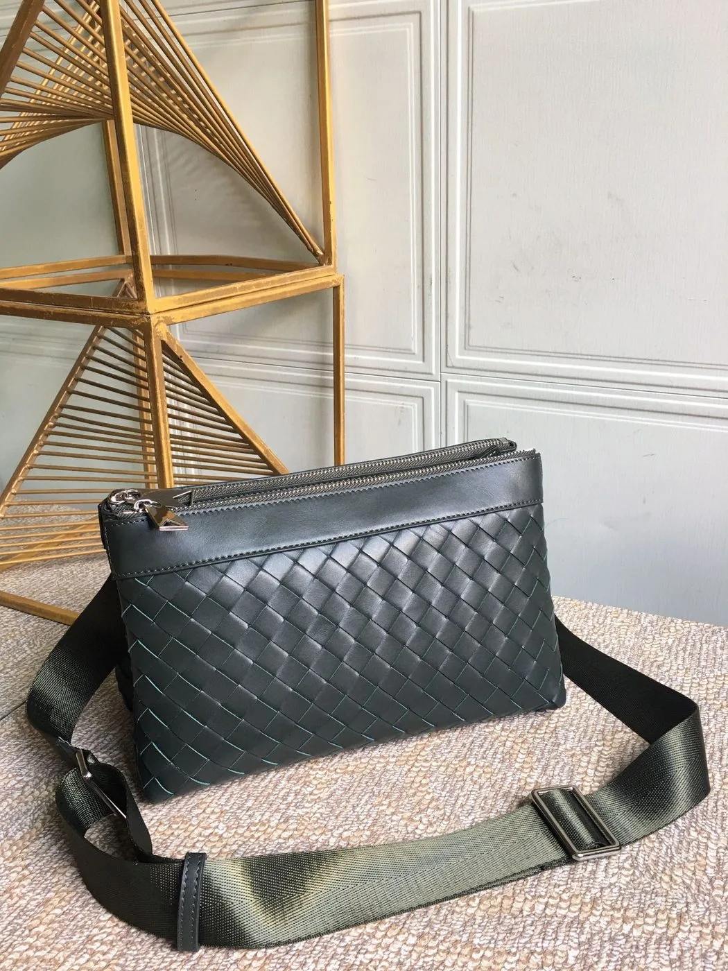 Bottega Veneta Classic Intrecciato Green - Image 5