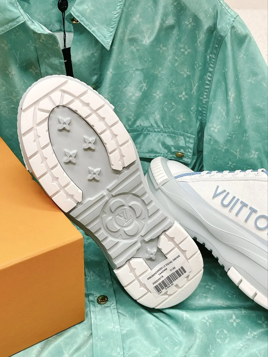Alternative view of Louis Vuitton Women’s LV Squad Sneaker Blue