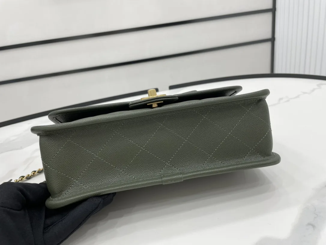 Chanel AS3653 22K Bag Dark Green - Image 9