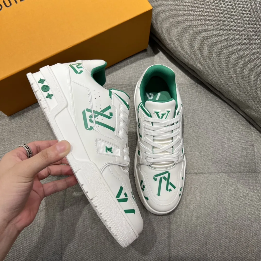 Louis Vuitton LV Trainer Sneaker Green LV 1AAGXF - Image 8