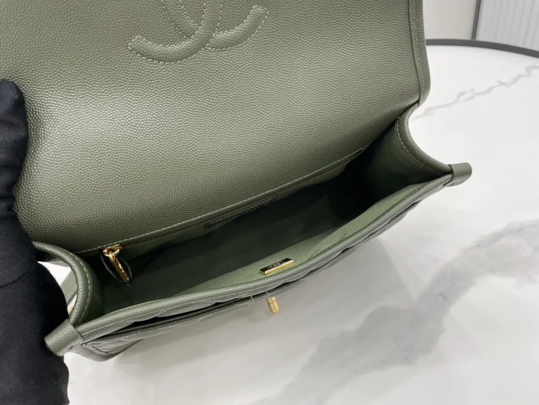 Chanel AS3653 22K Bag Dark Green - Image 6