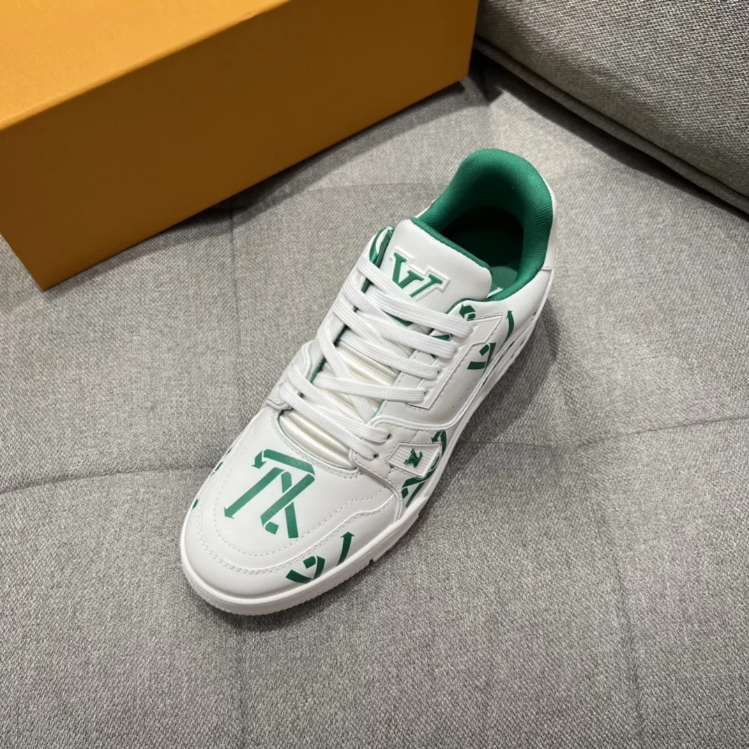 Louis Vuitton LV Trainer Sneaker Green LV 1AAGXF - Image 4