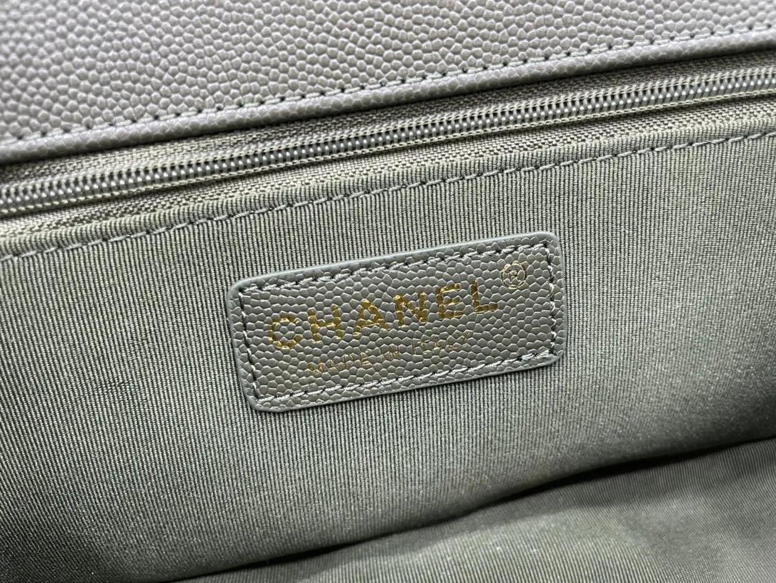 Chanel AS3653 22K Bag Dark Green - Image 3