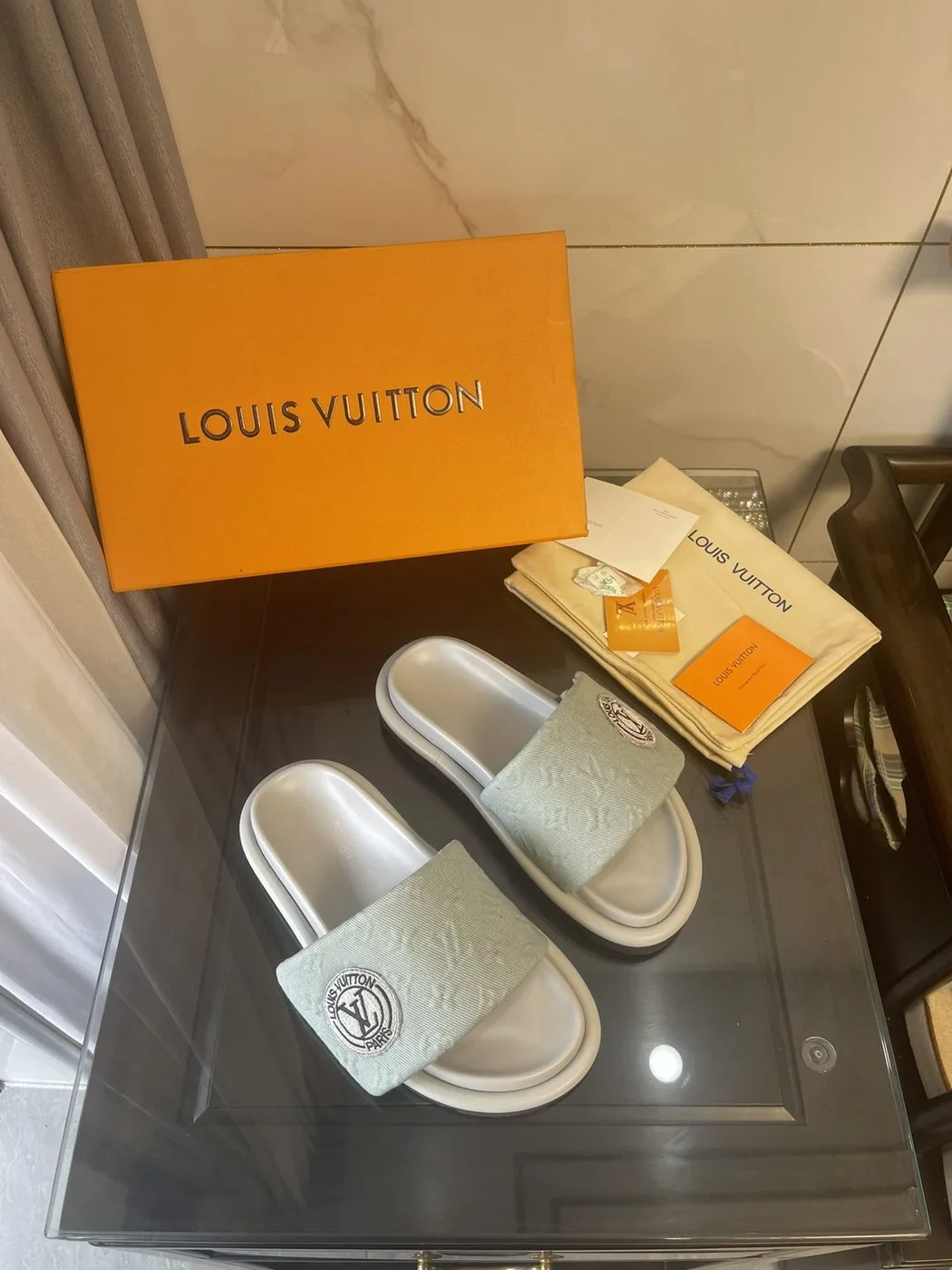 Louis Vuitton Women’s Pool Pillow Comfort Flat Mule Bright Green - Image 3