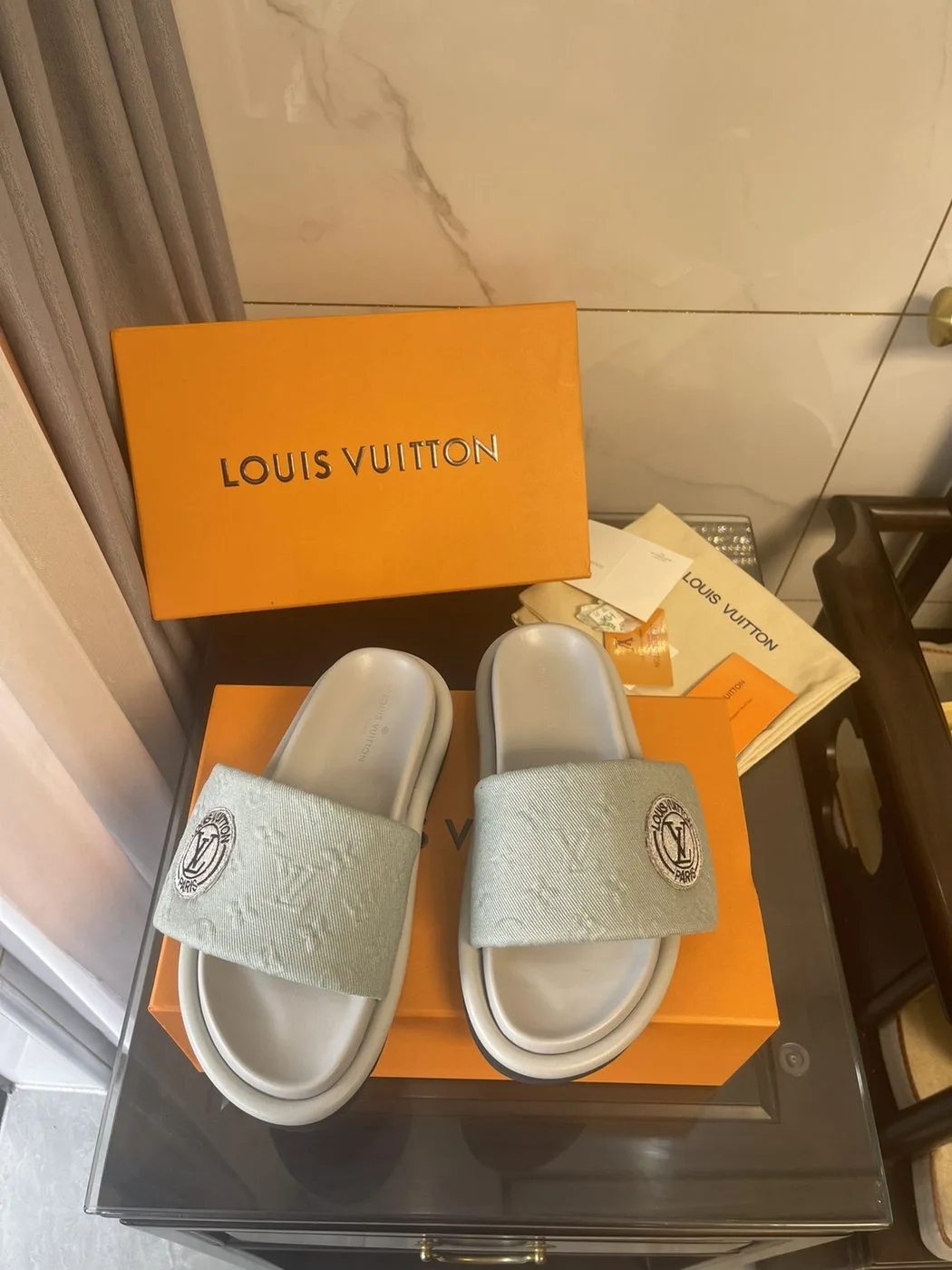 Louis Vuitton Women’s Pool Pillow Comfort Flat Mule Bright Green