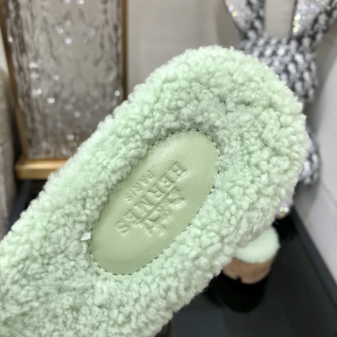Hermes Figari Sandal Bright Green - Image 3