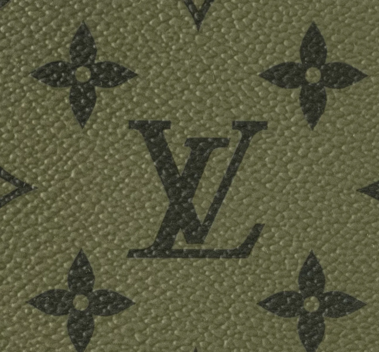 Louis Vuitton Pochette Voyage Souple Pouch / Khaki Green Black Hardware - Image 6
