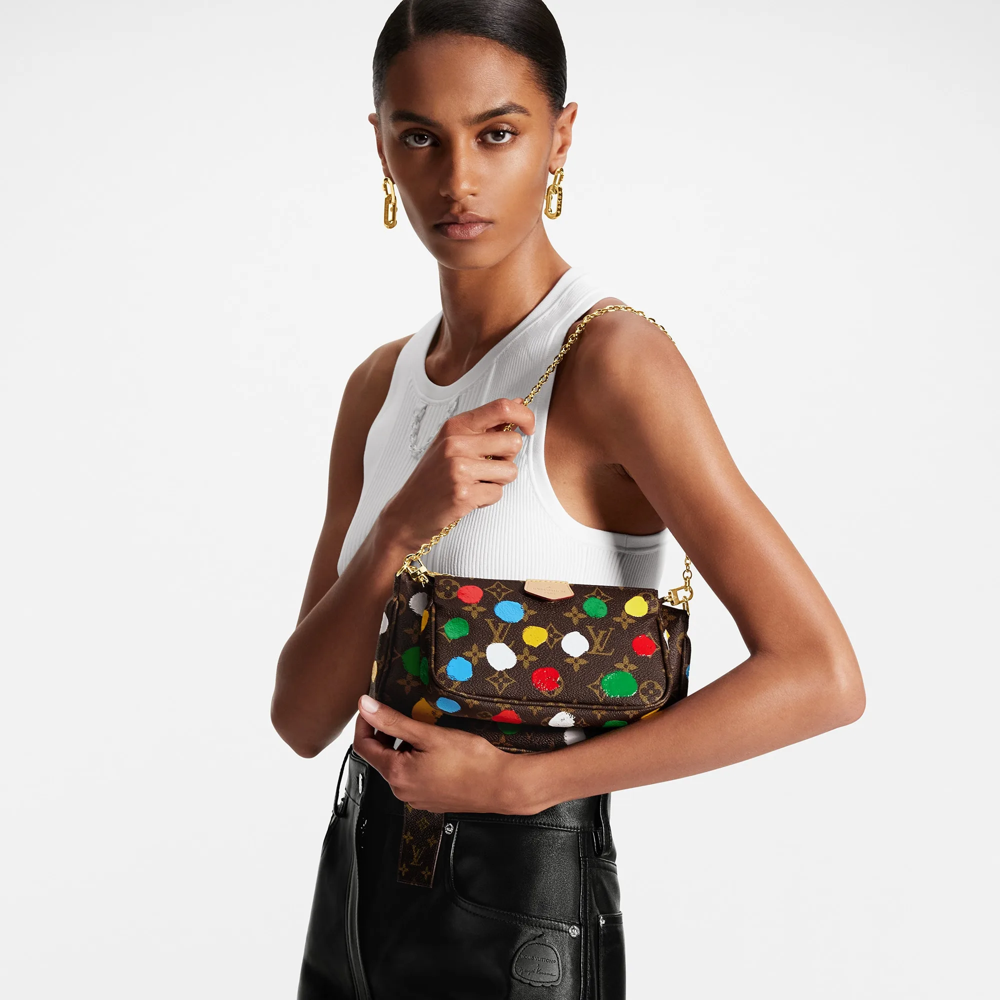 Louis Vuitton LV X YK Multi Pochette Accessoires Shoulder Bag / Multicolor Gold Hardware - Image 4
