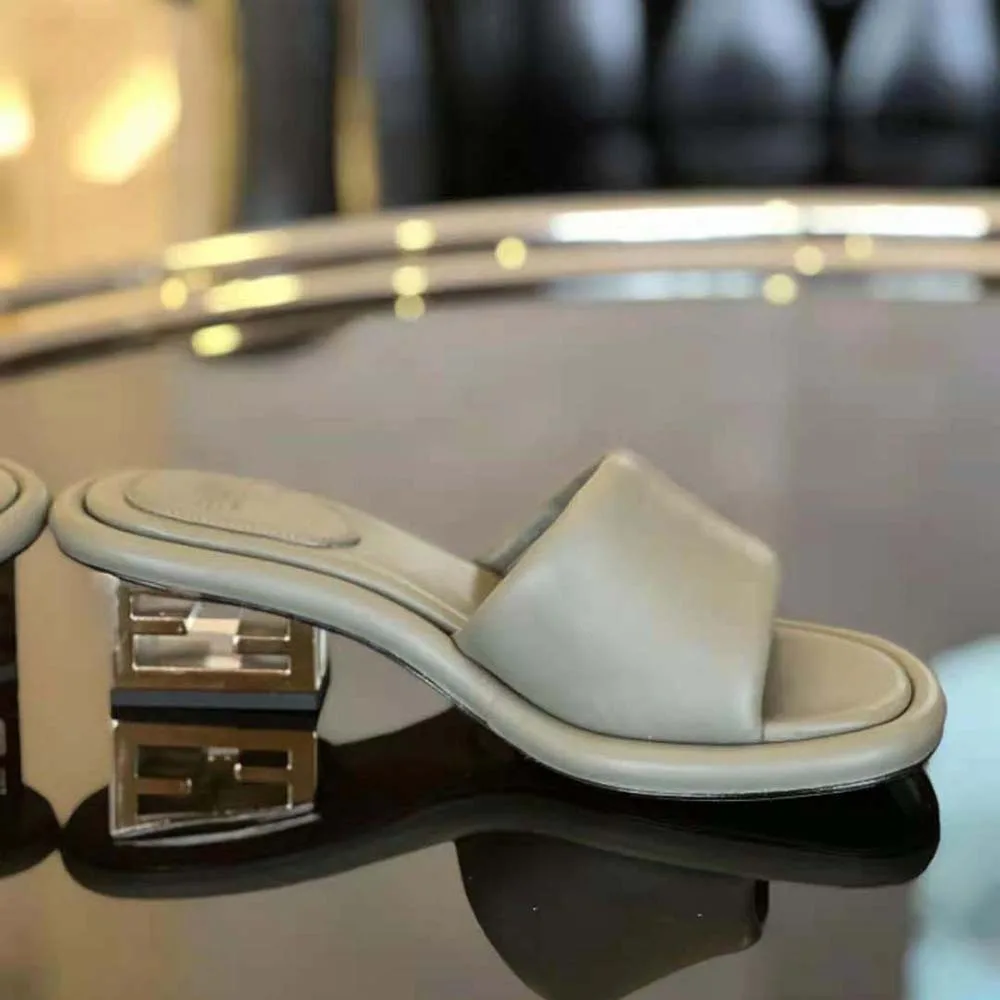 Alternative view of Fendi Baguette Green - 8R8412NBAF1KE4