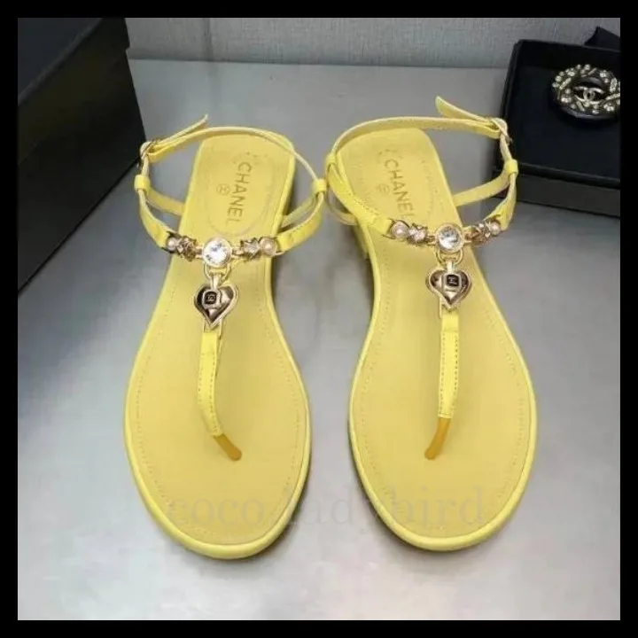 Alternative view of Sandals Yellow 0S083