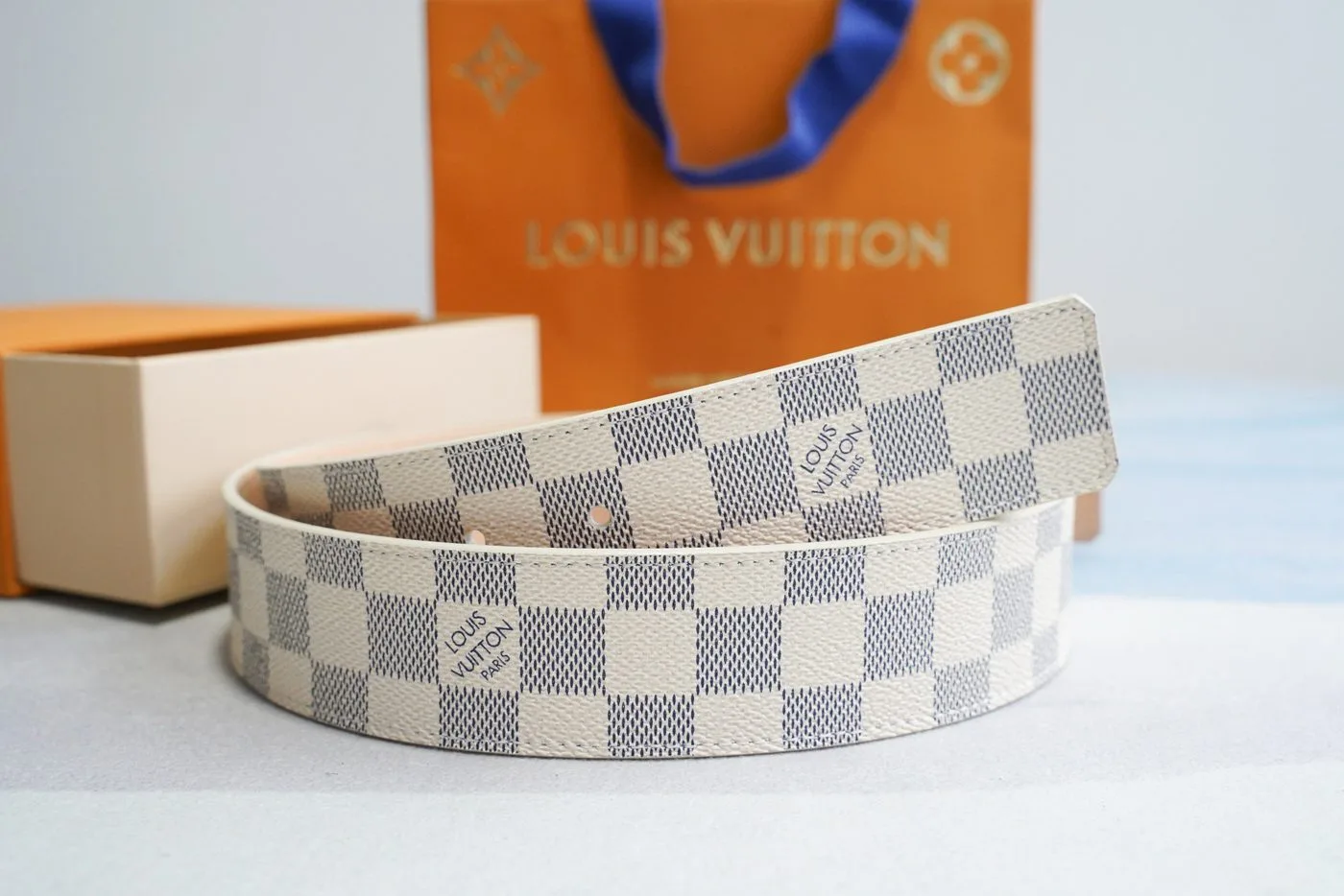 Louis Vuitton LV Initiales Damier Azur Canvas Belt Grey - Image 3