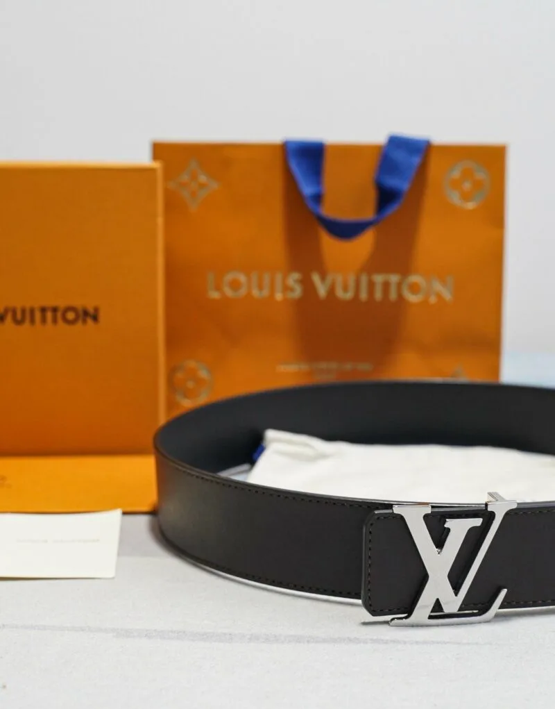 Louis Vuitton LV Initiales Belt Black - Image 9